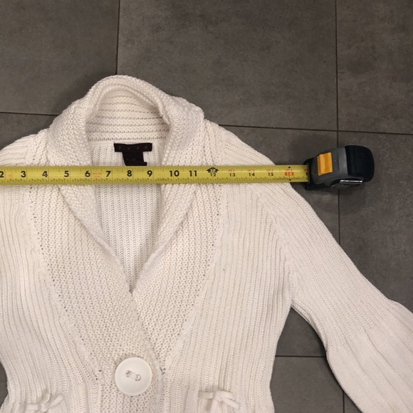 Shae Sweater - Picture 6 of 10